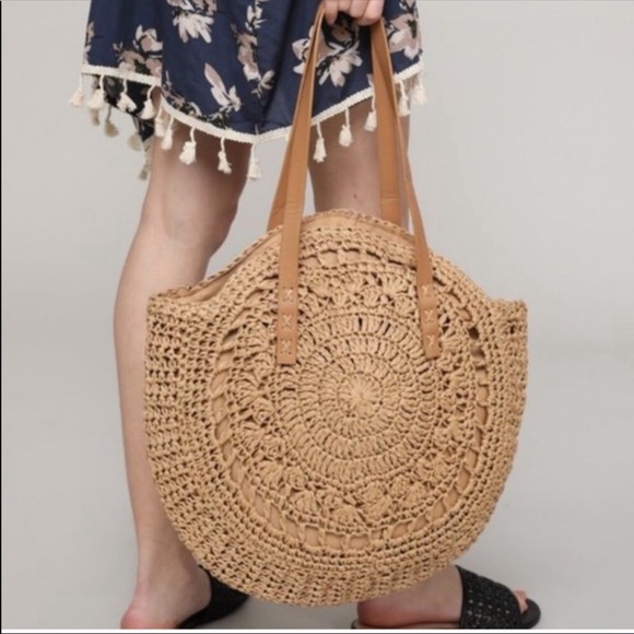 💃🏻Hand Made Boho Straw Tote - Picture 2 of 10